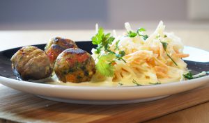 Kottbullars with coleslaw